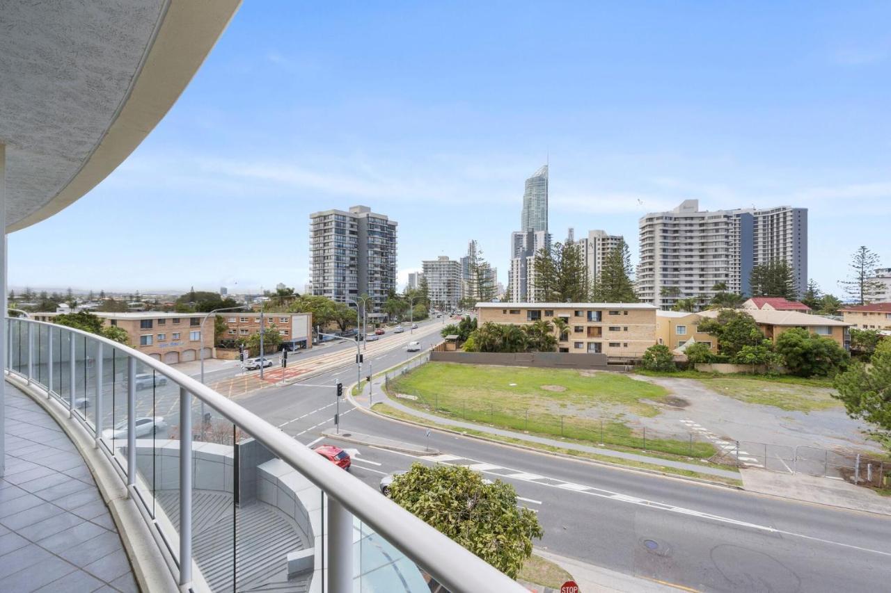 Wings Resort, And 2 Story Penthouses - We Accommodate
