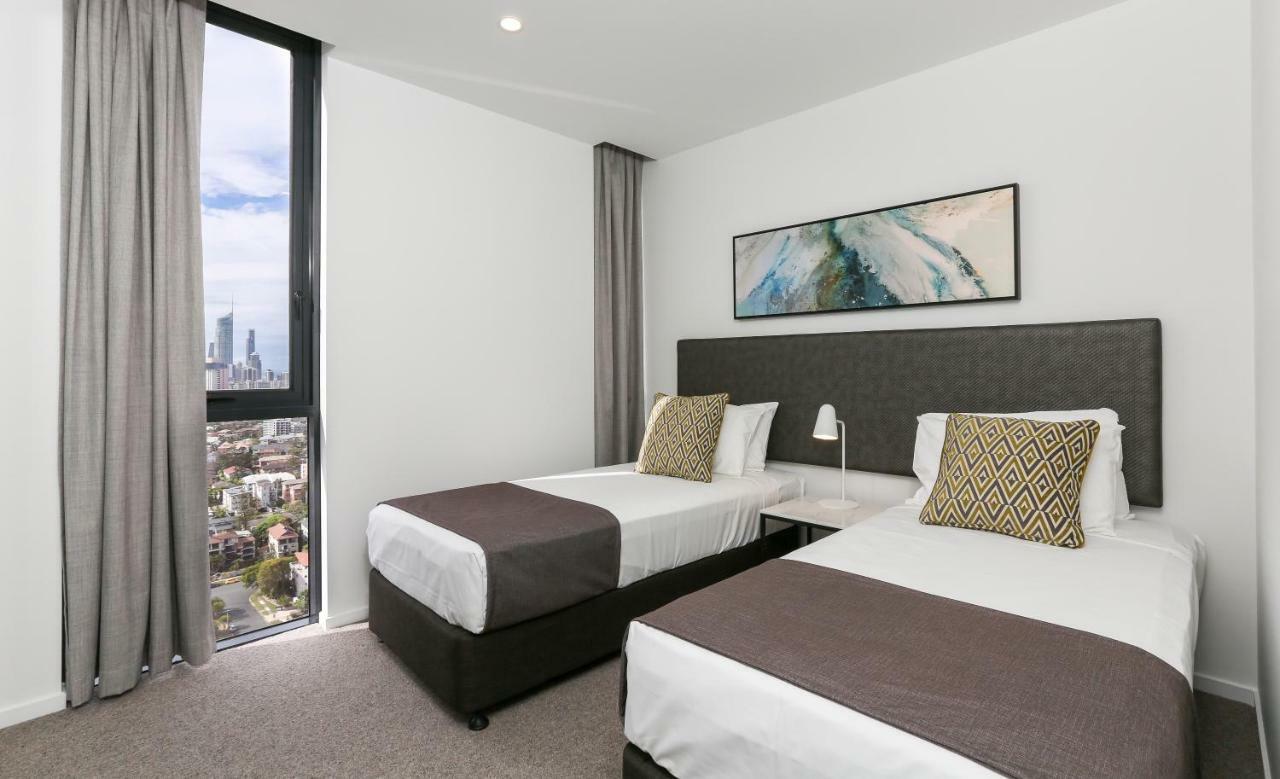 Aparthotel Qube Broadbeach Gold Coast