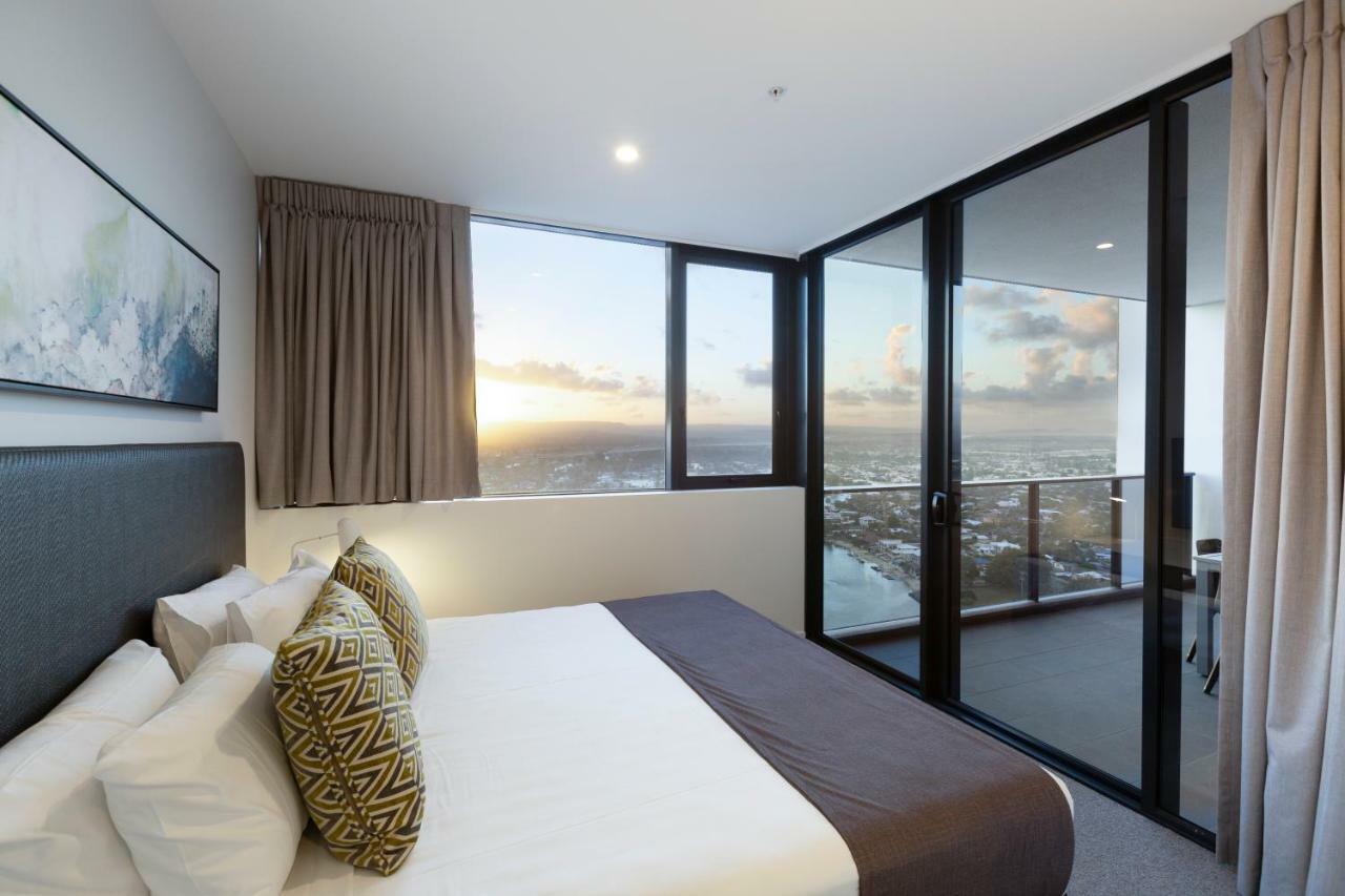 Aparthotel Qube Broadbeach Gold Coast