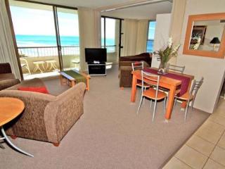 President - Absolute Beachfront Aparthotel