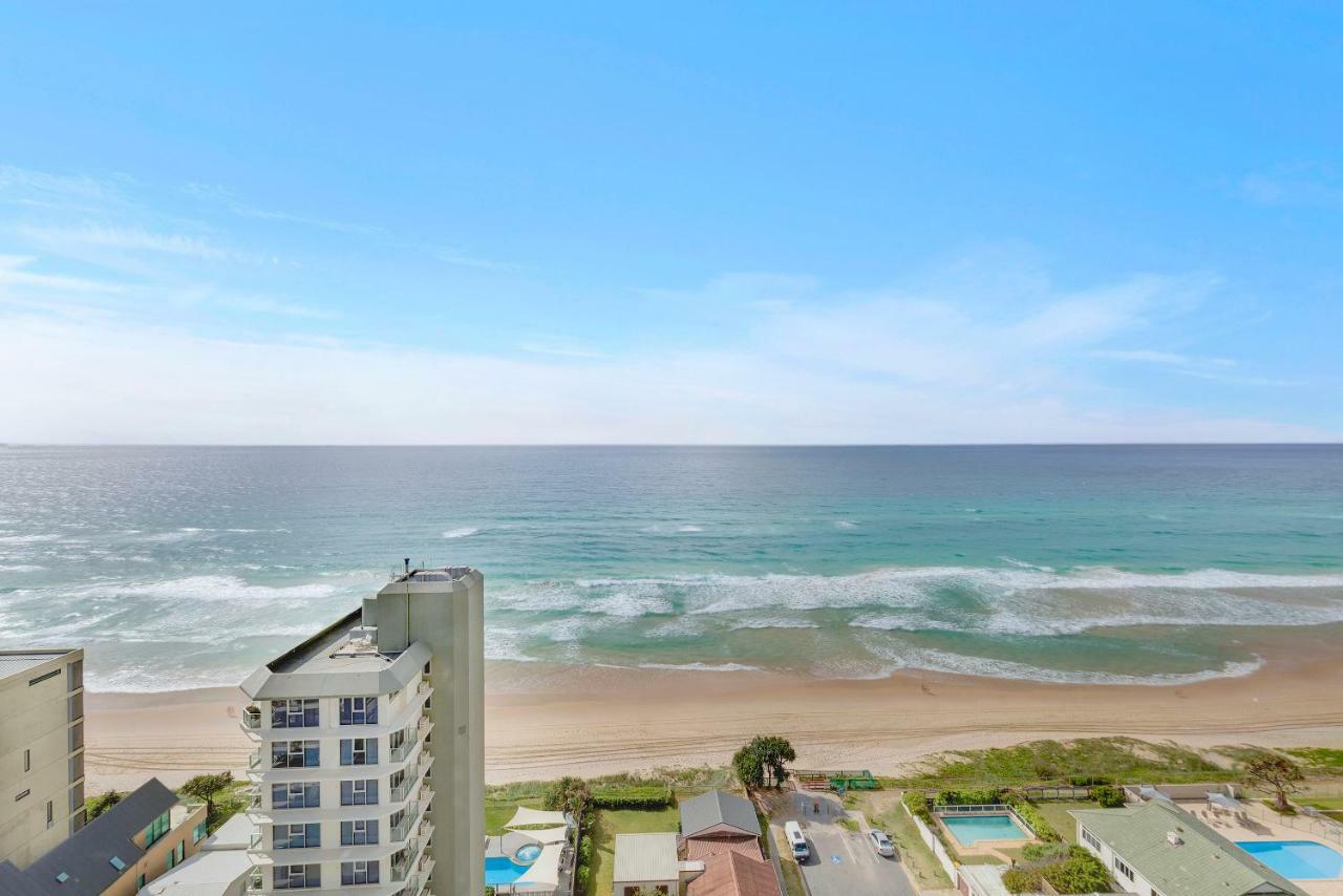 Pacific Views Aparthotel