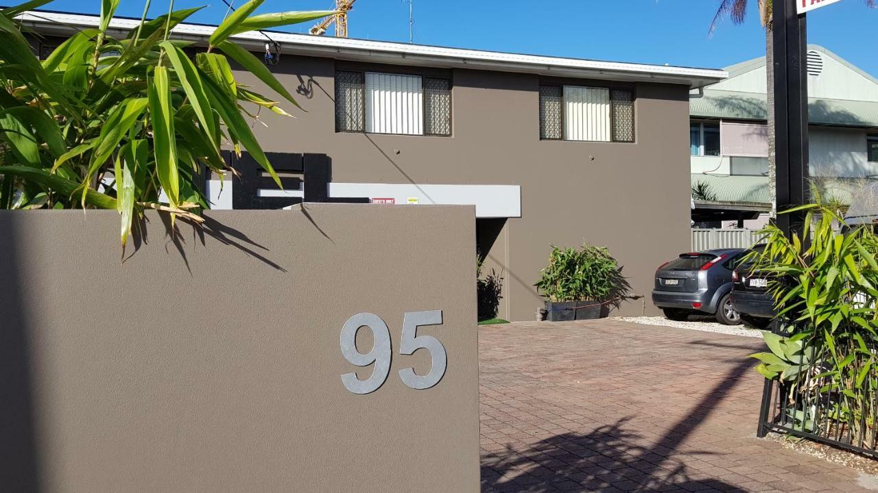 Airport - Only 300 Meters To Airport Terminal Gold Coast