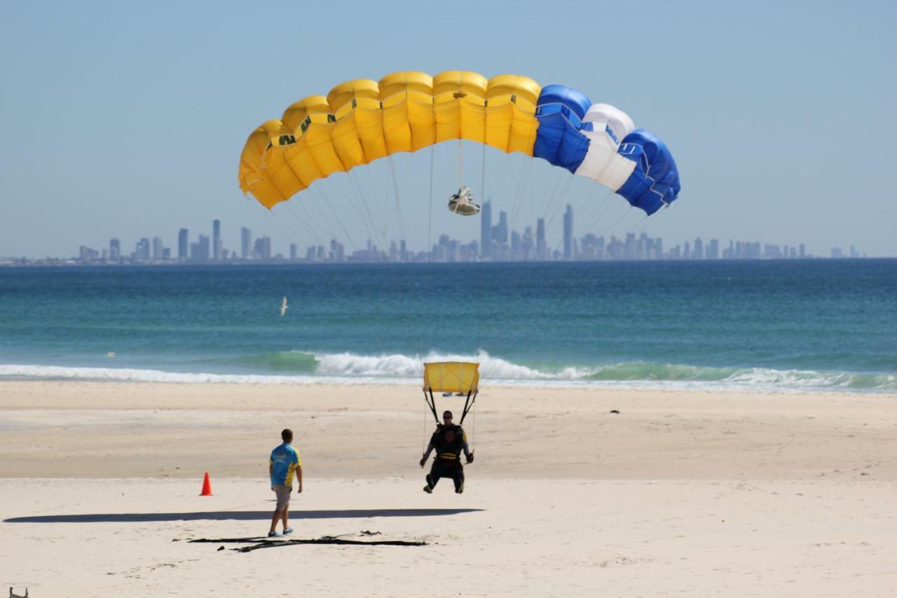 Kirra Surf 4* Gold Coast