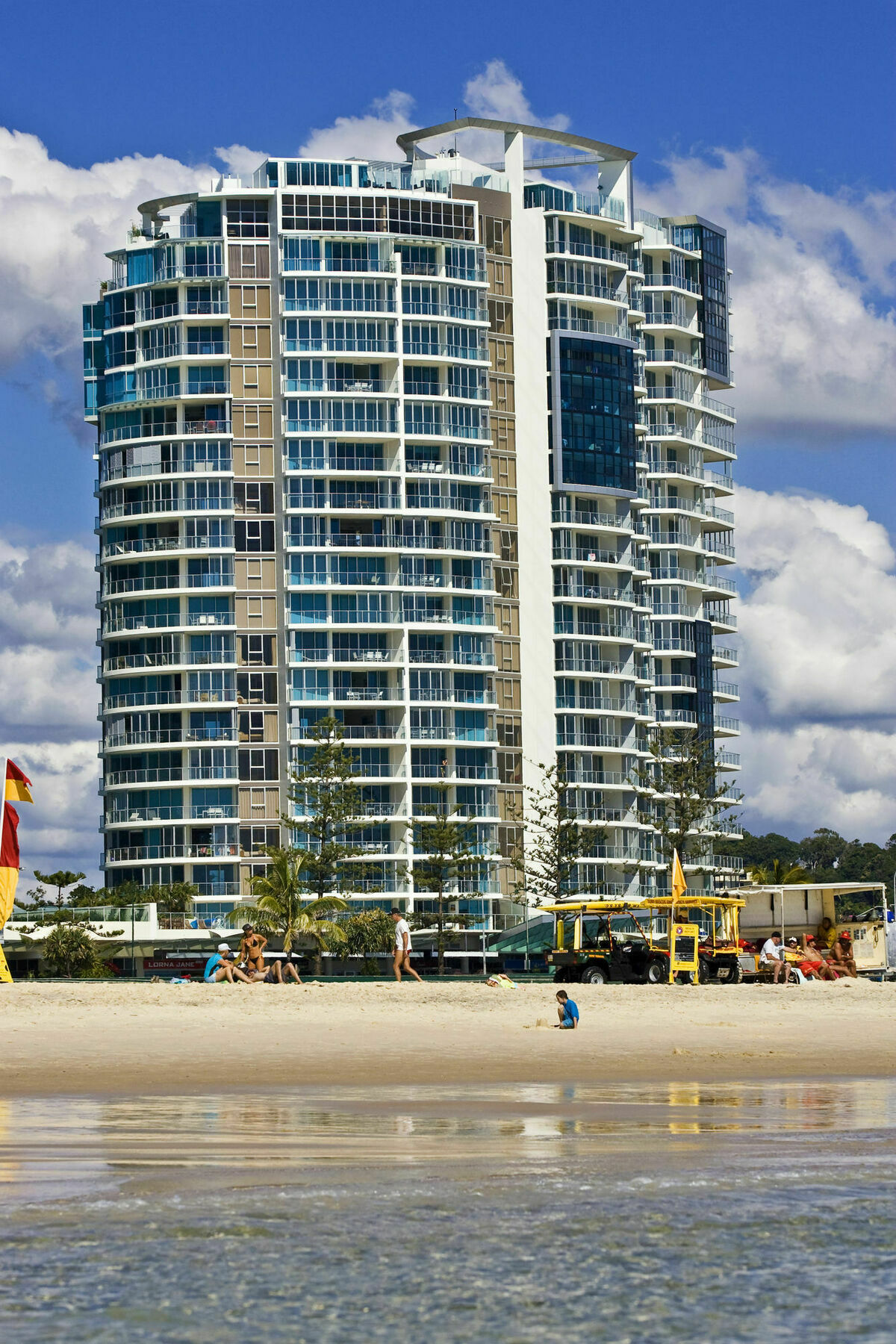 Reflections Tower Two Resort 4*