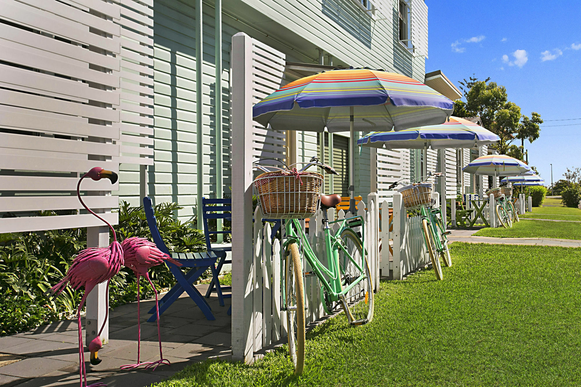 La Costa Beachside 3*