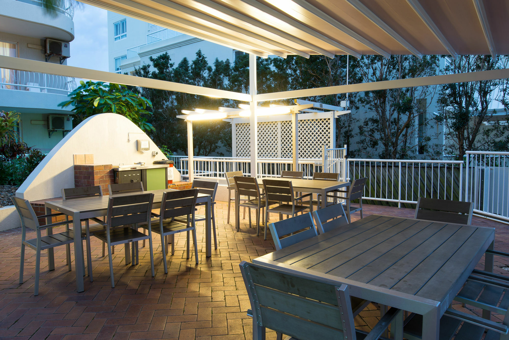 Golden Shores Club