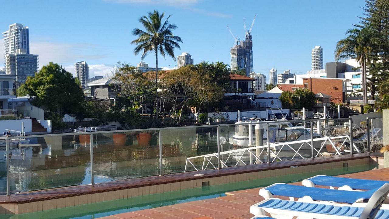Emerald Surfers Paradise Shared Hostel *