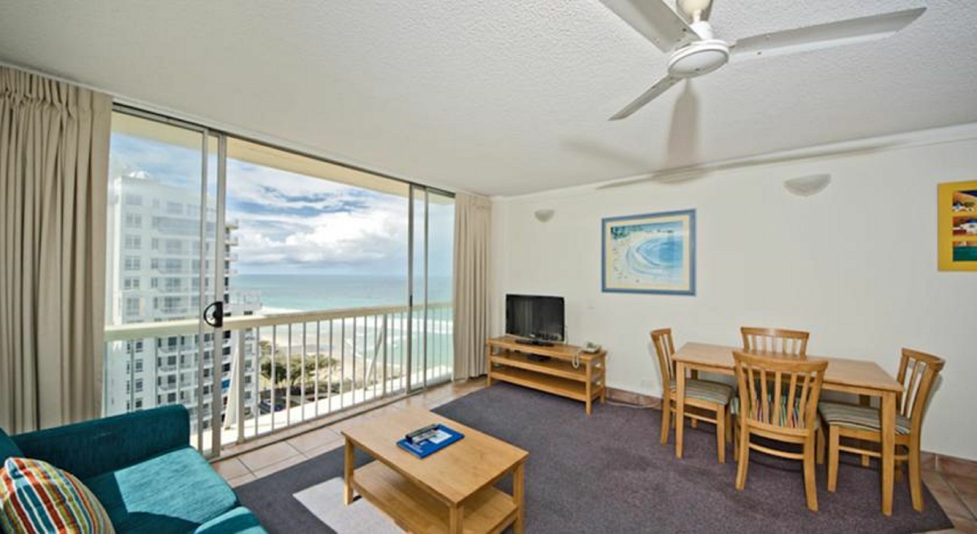 Resort Chateau Beachside
