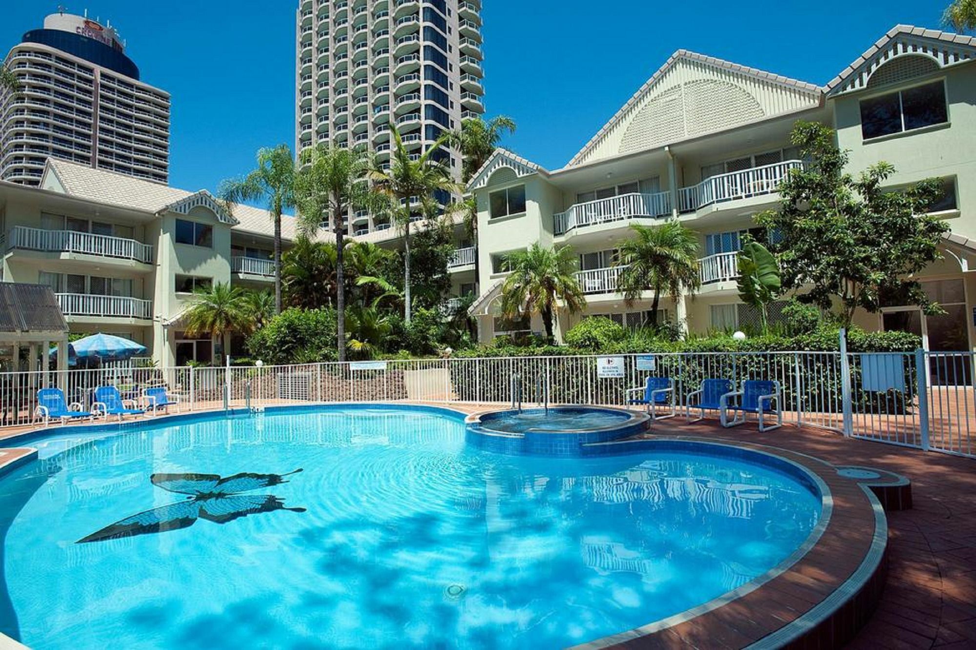 Hotel Surfers Tradewinds