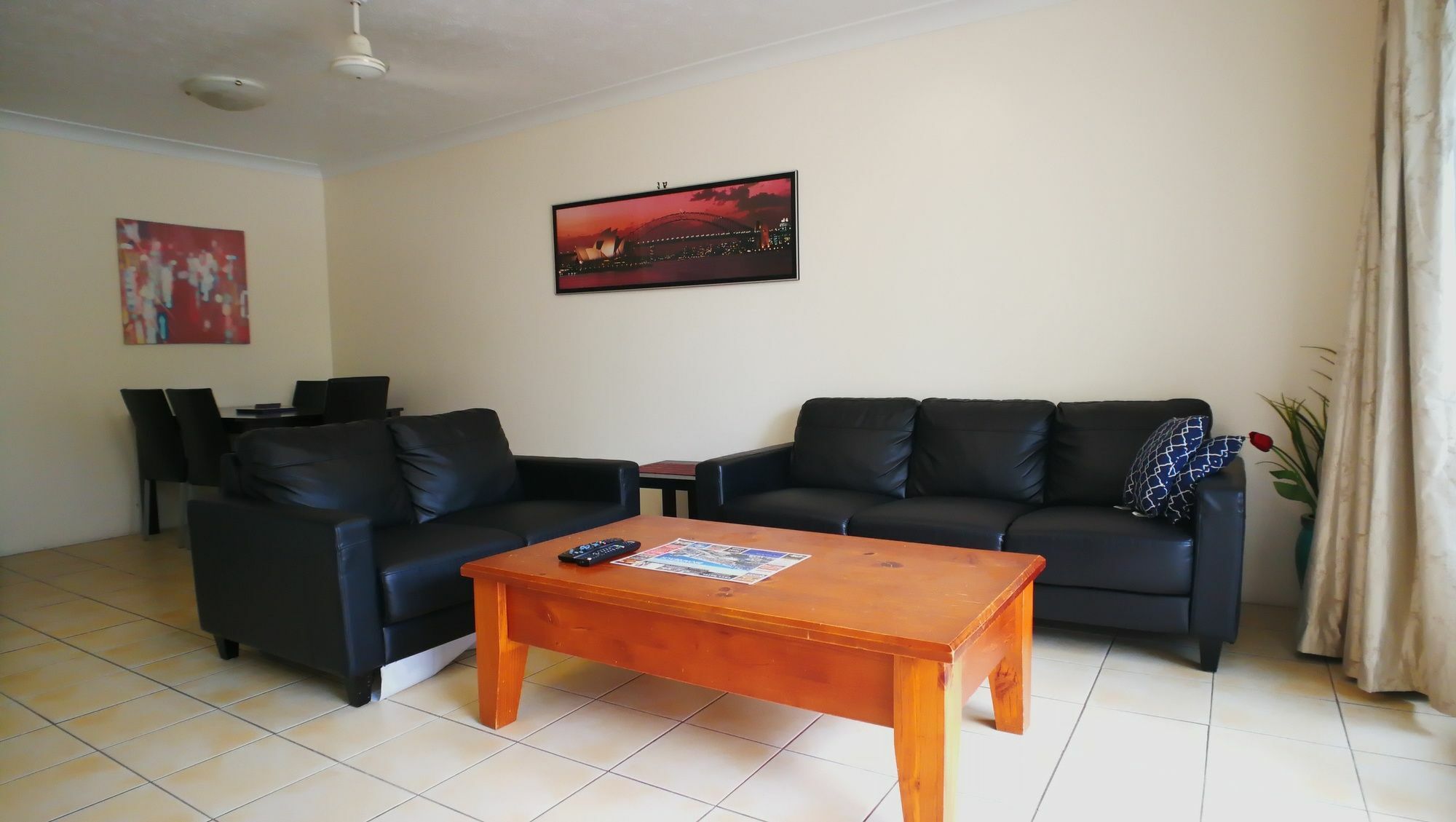 Hotel Surfers Tradewinds