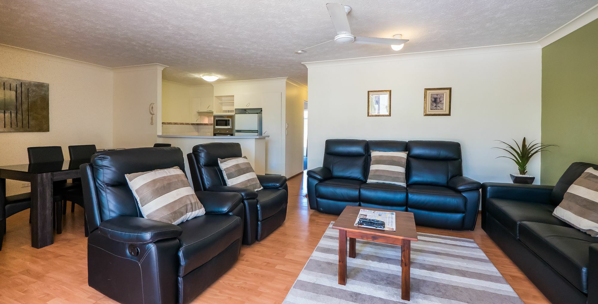 Hotel Surfers Tradewinds
