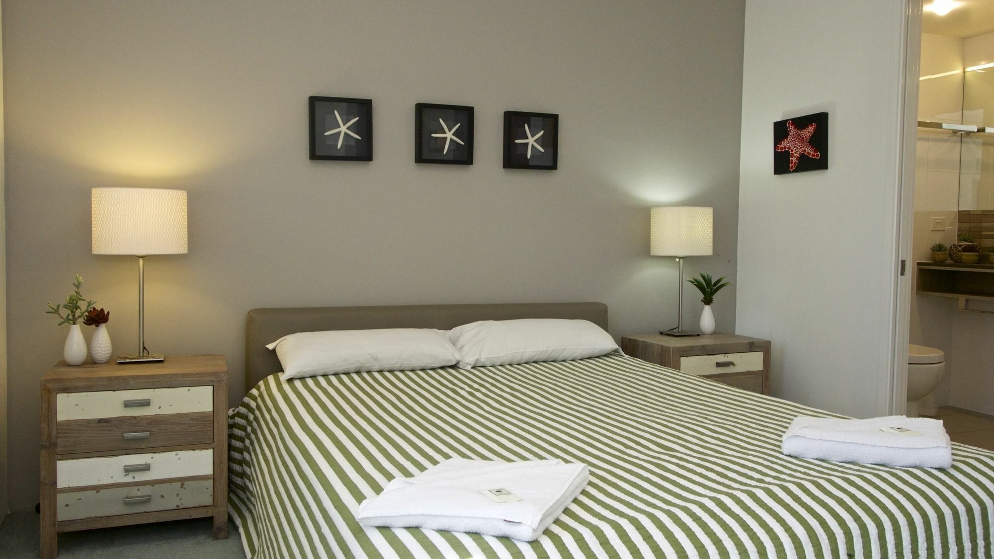 Pacific Place Aparthotel 4*