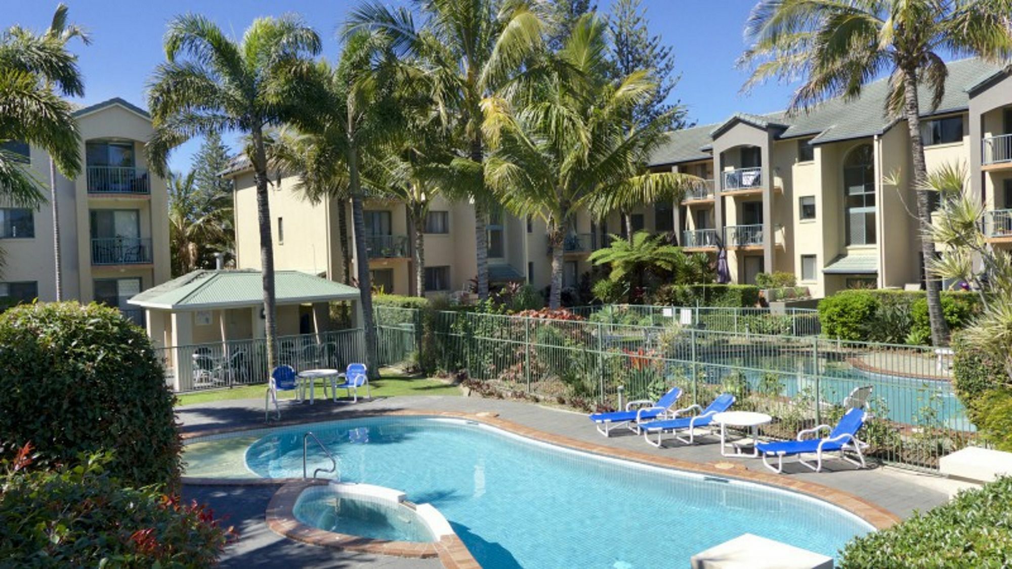 Aparthotel Pacific Place 4*