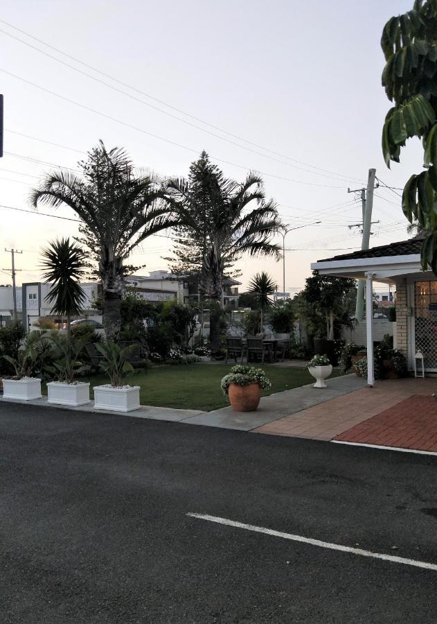Surf Street