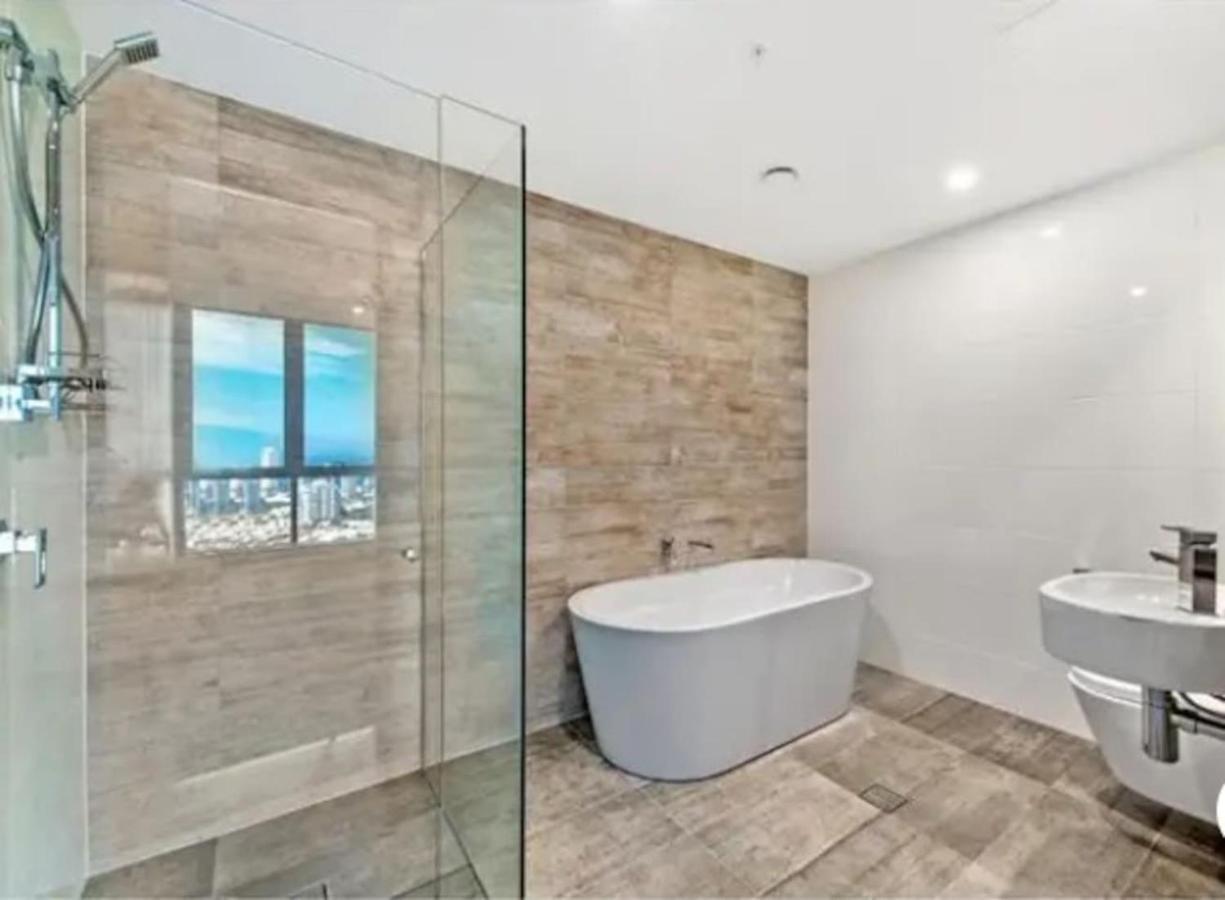 Modern, Carefree Living Style Apt In Southport Apartment Gold Coast