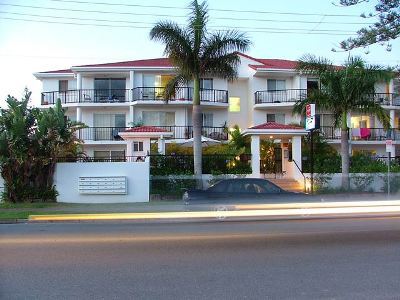 Shaz Maisons Apartment
