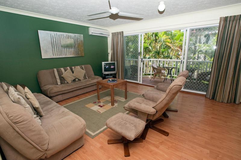 Surfers Tradewinds 3*