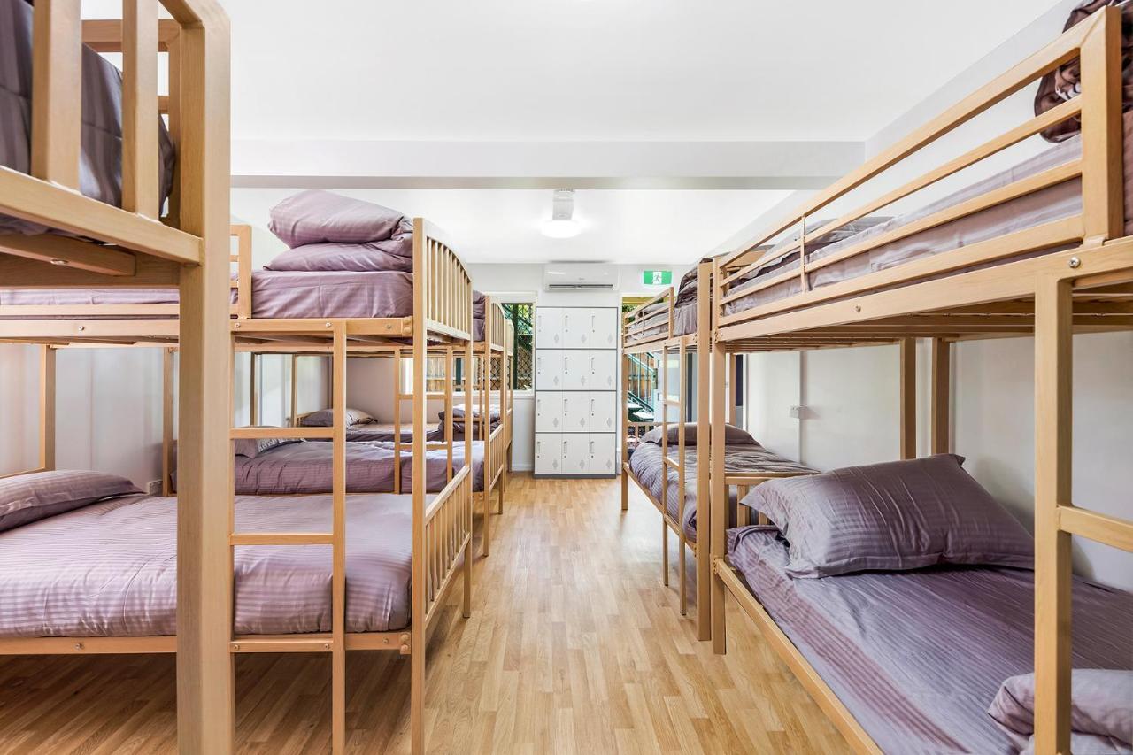Surf Boutique Backpackers - Free Breakfast Hostel