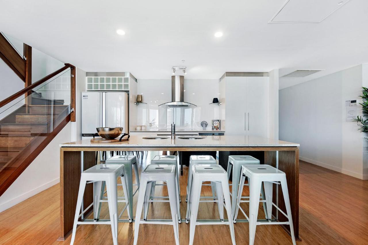 Apartment Wings Resort, And 2 Story Penthouses - We Accommodate