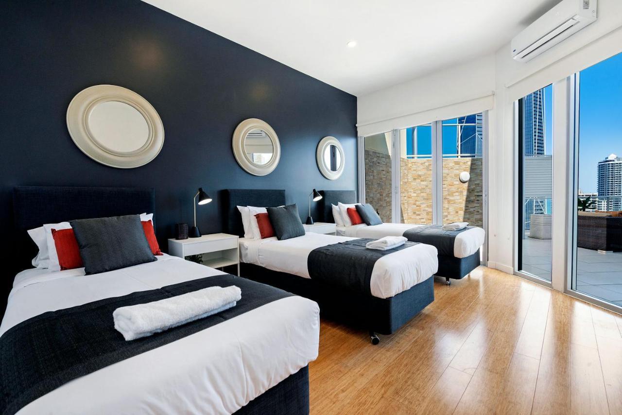 Wings Resort, And 2 Story Penthouses - We Accommodate Apartment *