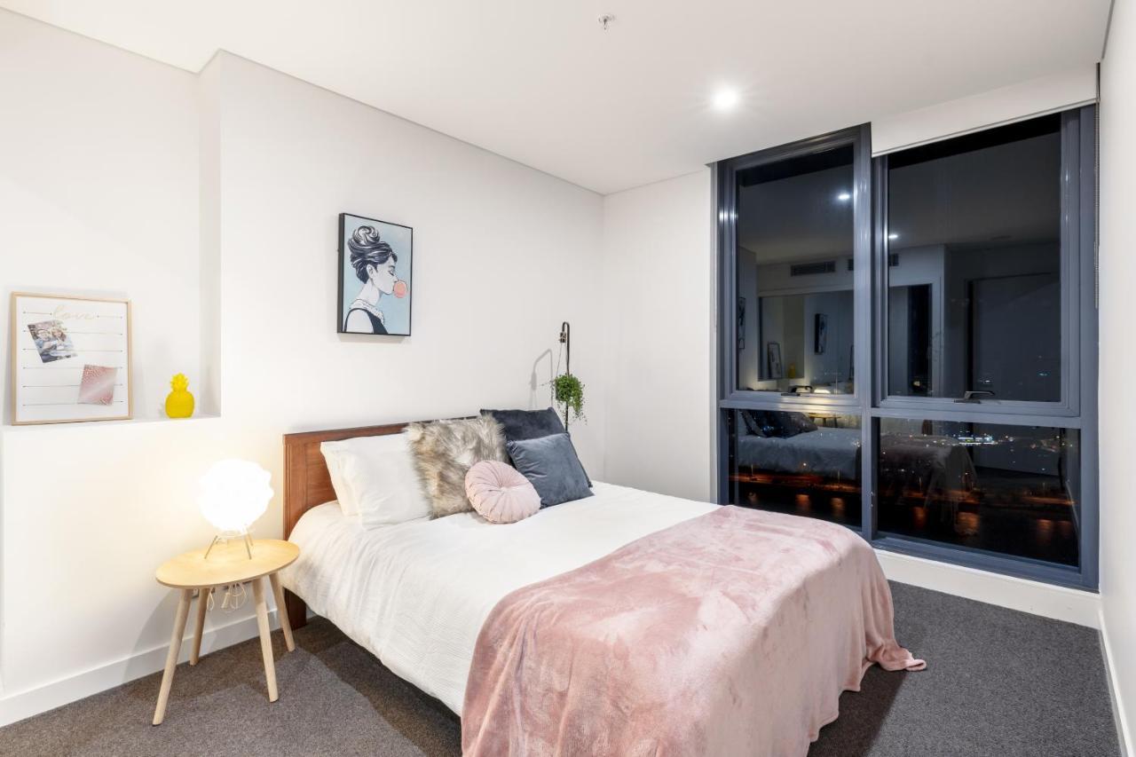 Apartment Modern, Carefree Living Style Apt In Southport Gold Coast