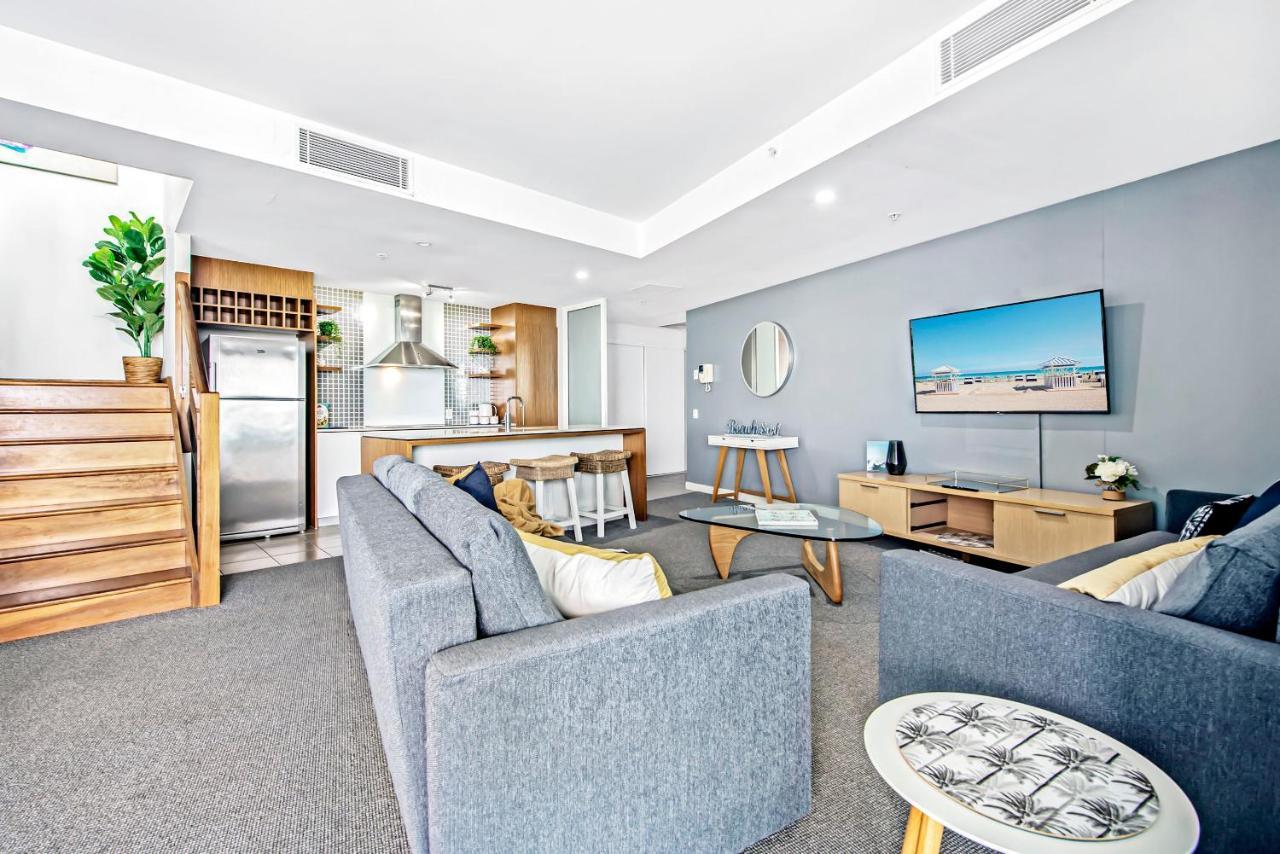 Apartment Wings Resort, And 2 Story Penthouses - We Accommodate *