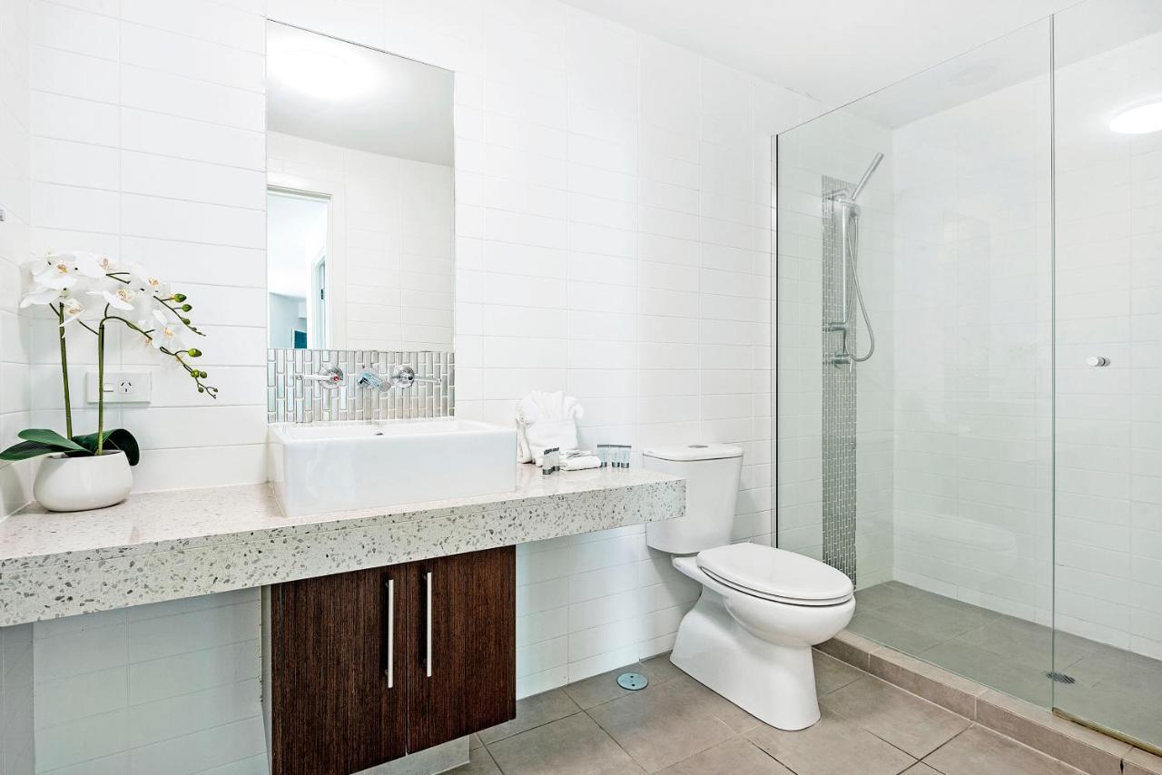 Wings Resort, And 2 Story Penthouses - We Accommodate