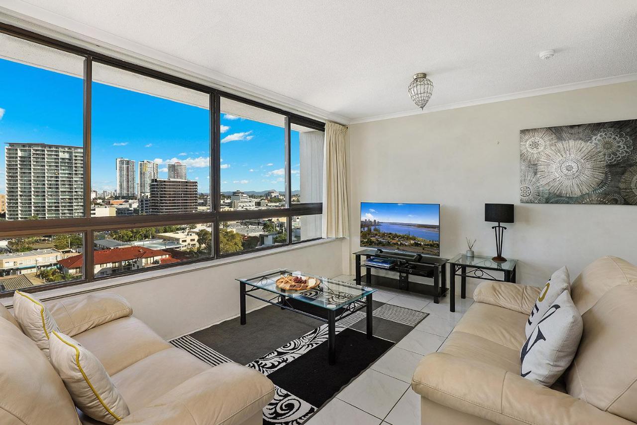 Resort Palmerston Tower On Southport Broadwater 3*