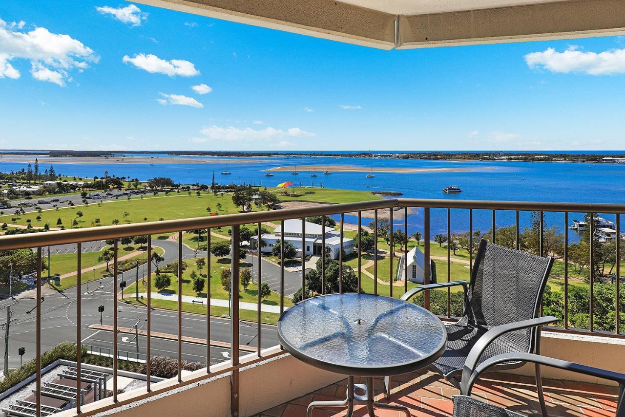 Palmerston Tower On Southport Broadwater 3*