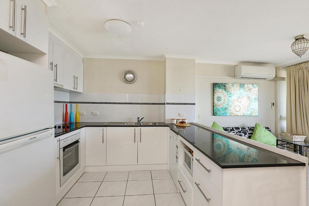 Palmerston Tower On Southport Broadwater Gold Coast
