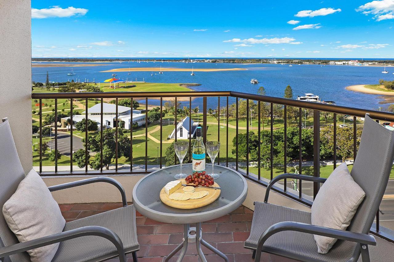 Resort Palmerston Tower On Southport Broadwater 3*