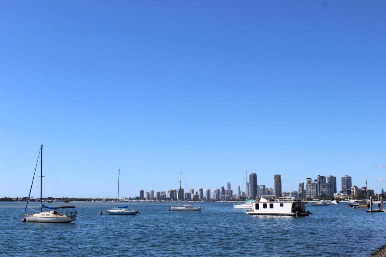 Palmerston Tower On Southport Broadwater Resort 3*