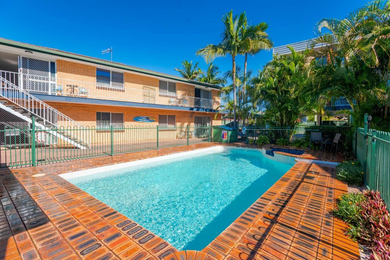 Red Star Palm 3* Gold Coast