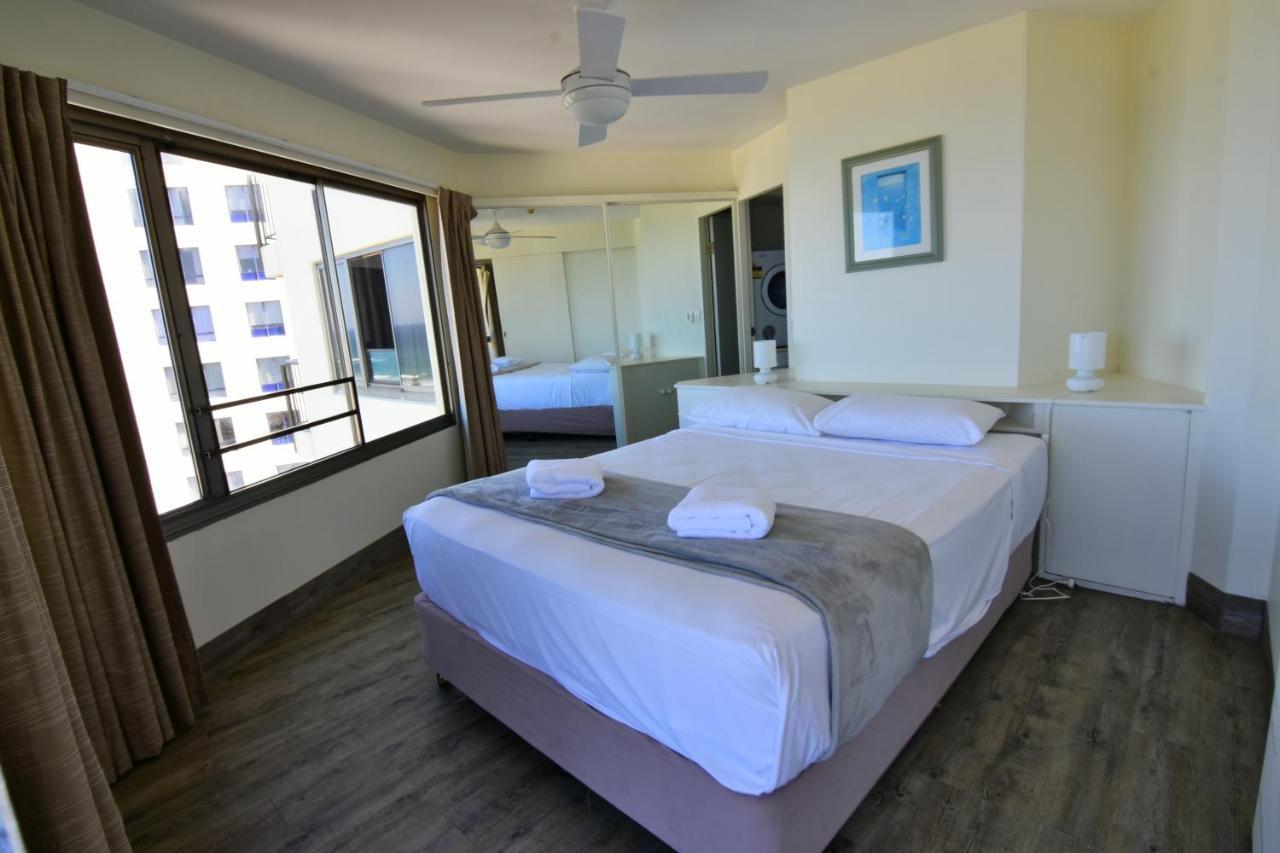 Apartment Surfers Haven