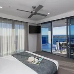 Sky Broadwater Apartments