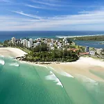 Sands On Greenmount Unit 5 - 3 Bedroom Beachfront Unit With Ocean Views