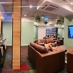 Down Under Hostels