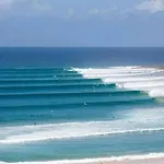 Boutique Vintage Styled Unit, Metres From Beach