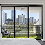 Surfers Plaza Resort 2 Bedroom Apartment With View