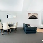 Oracle Resort Private 3 Bedroom Sub Penthouse