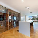 Oracle Resort Private 3 Bedroom Sub Penthouse