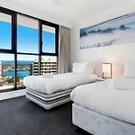Acapulco 2 Bedroom Ocean View Surfers Paradise - Coasthm