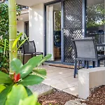 2-Bed Family Haven With Pools, Bbq & Playgrounds