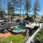 Aries Holiday Apartments