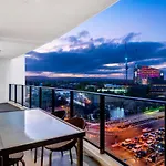Spacious And Modern 3 Bed Apartment In Central Broadbeach At Sierra Grand
