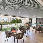Enjoy Fantastic Ocean Views In Surfers Paradise!