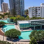 Luxury 3 Bedroom Apartment With Ocean Views - Coast Hm