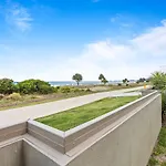 Beachfront Getaway In Palm Beach - Coasthm