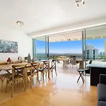 Resort Style 3Br Unit W/ Huge Entertainers Balcony