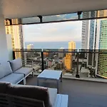 Oceanview Oasis 2Br Apt - 5Mins To Beach - Family Resort